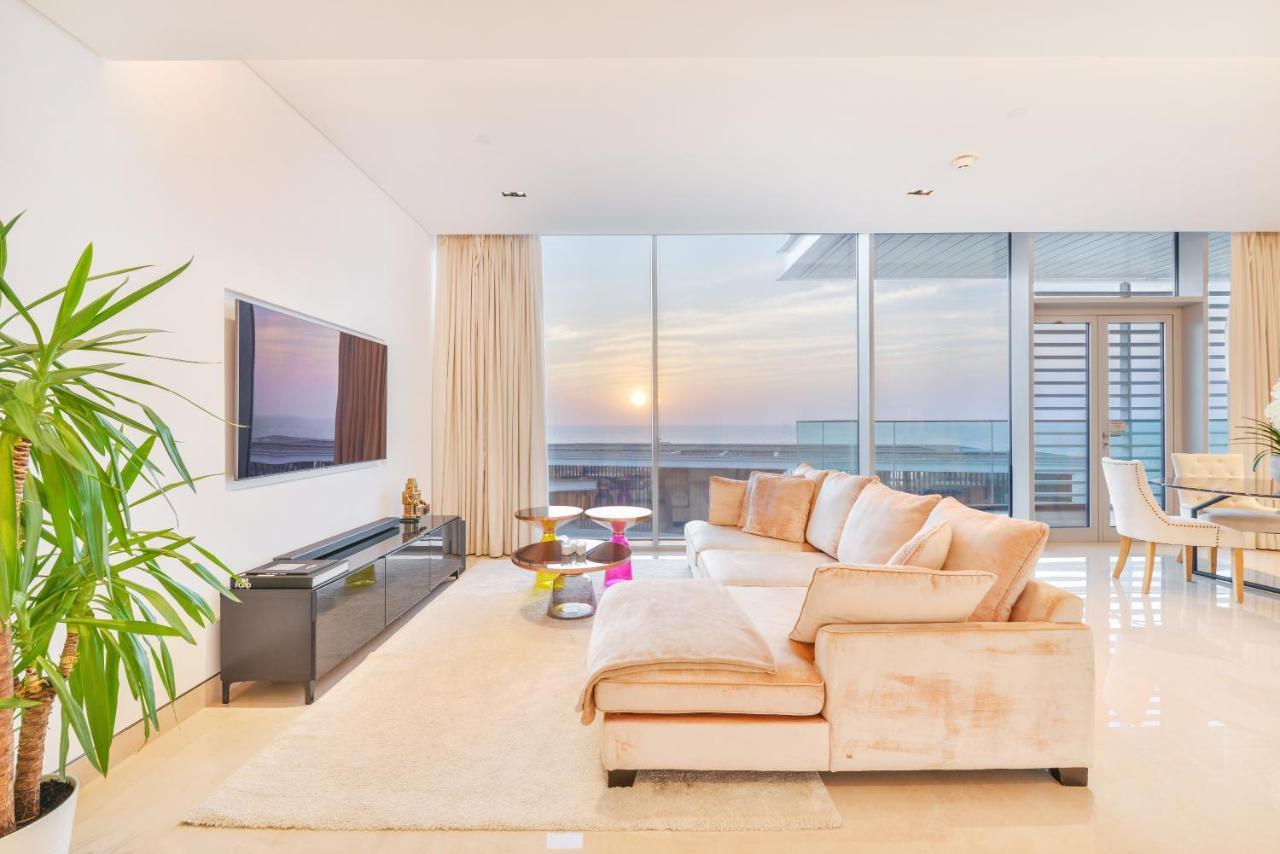 Posh 2 Bedroom Oceanfront Apt In The Heart Of Bluewaters Island Dubai Esterno foto