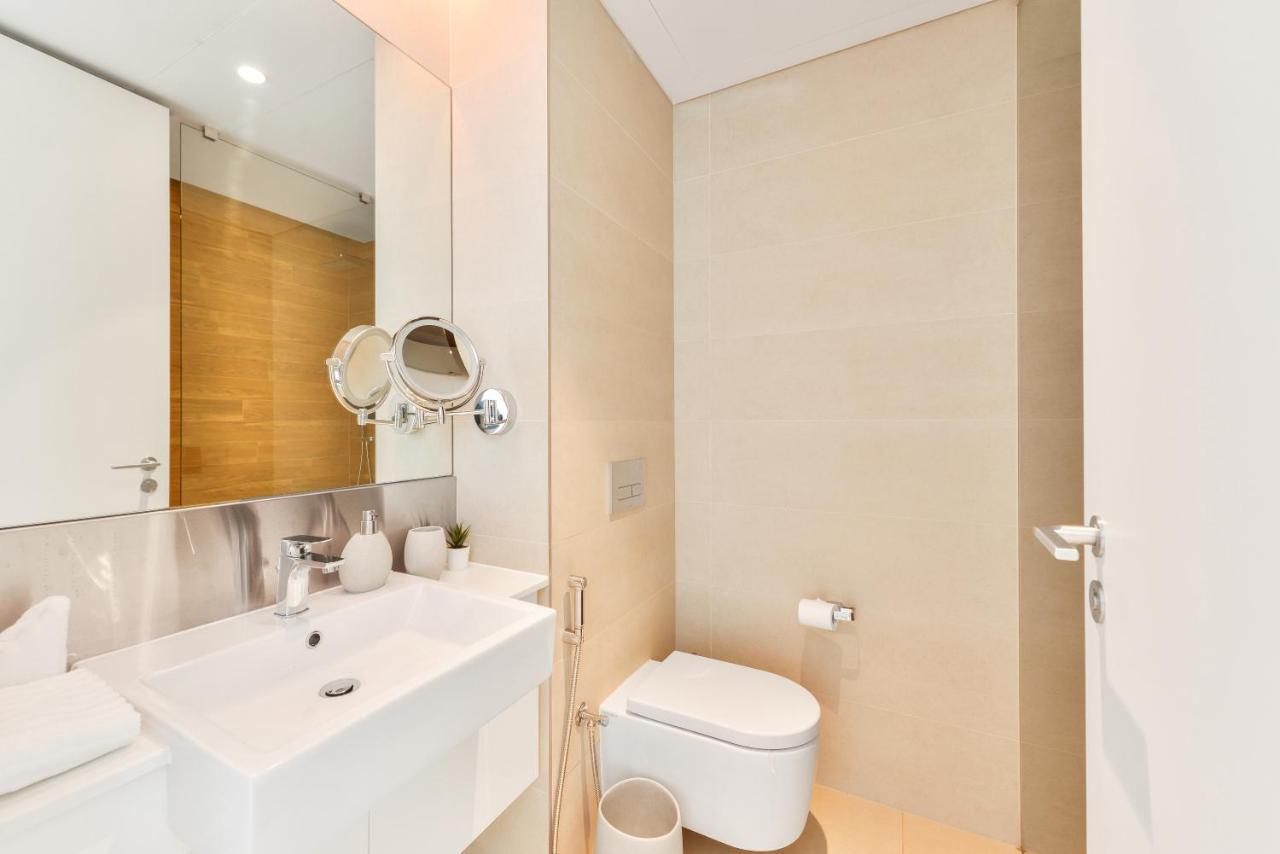 Posh 2 Bedroom Oceanfront Apt In The Heart Of Bluewaters Island Dubai Esterno foto