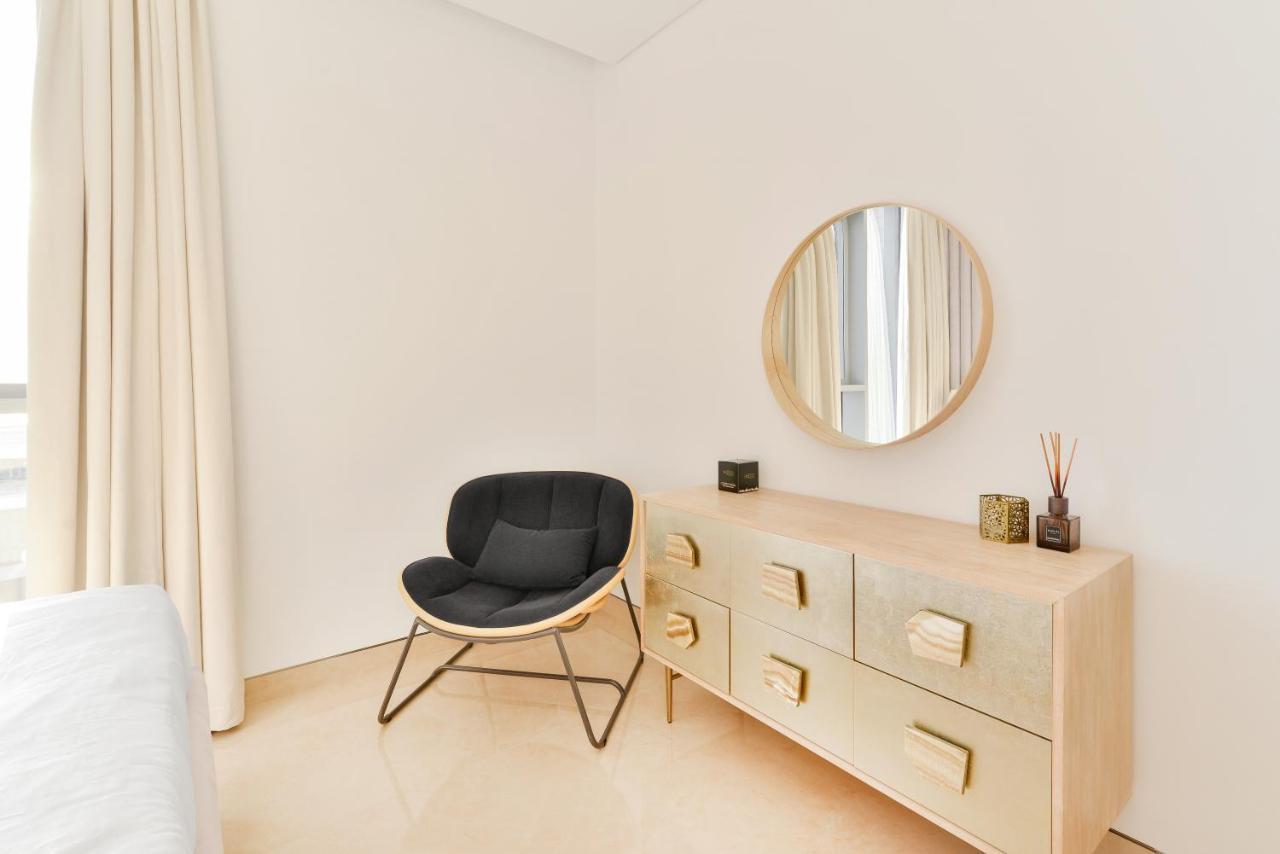 Posh 2 Bedroom Oceanfront Apt In The Heart Of Bluewaters Island Dubai Esterno foto